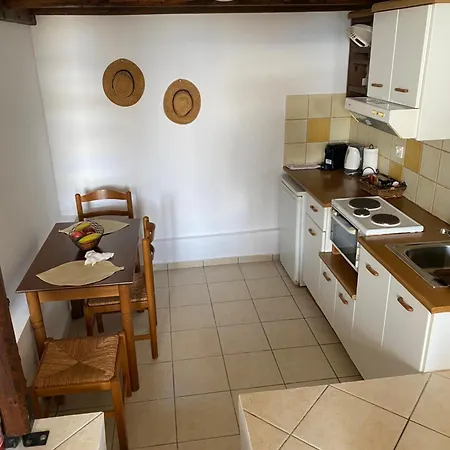 Assos Caldera شقة أسوس